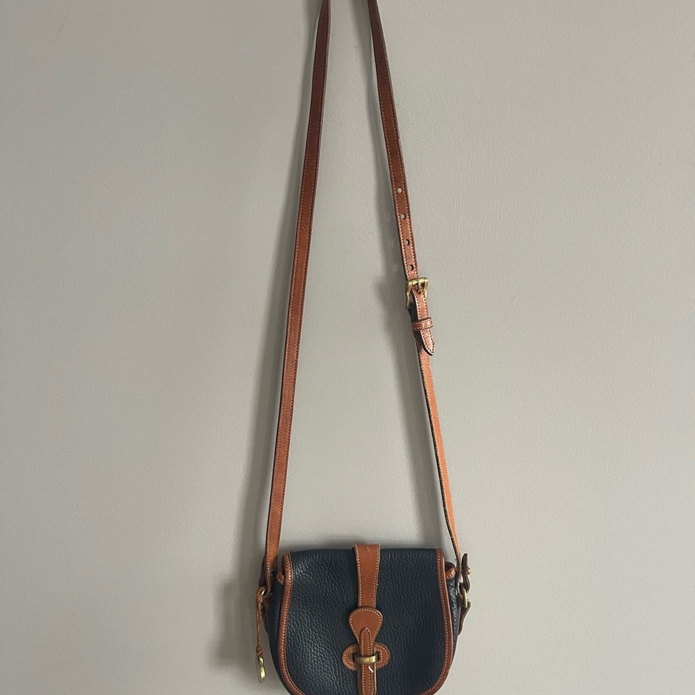 Vintage Dooney & Bourke Navy & Cognac Brown Leather Crossbody Purse - Picture 5 of 9